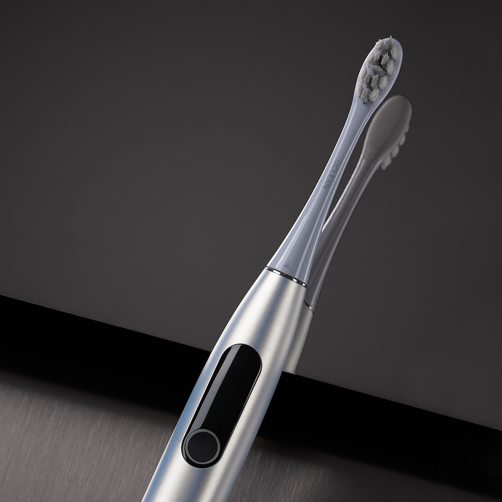 Умная электрическая зубная щетка Oclean X Pro Digital (Серебряная)